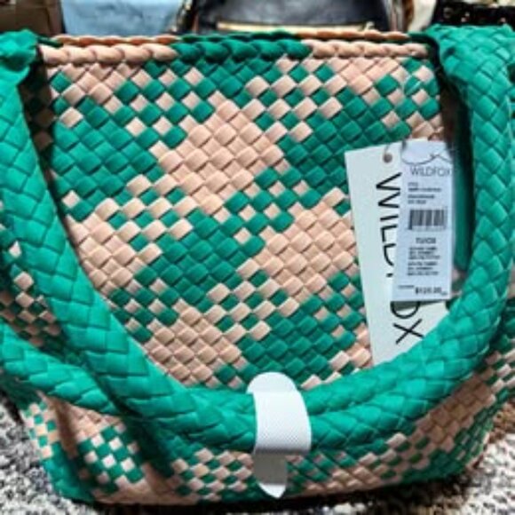 Brand new with tags Wildfox Woven Tote Bag - Picture 4 of 5